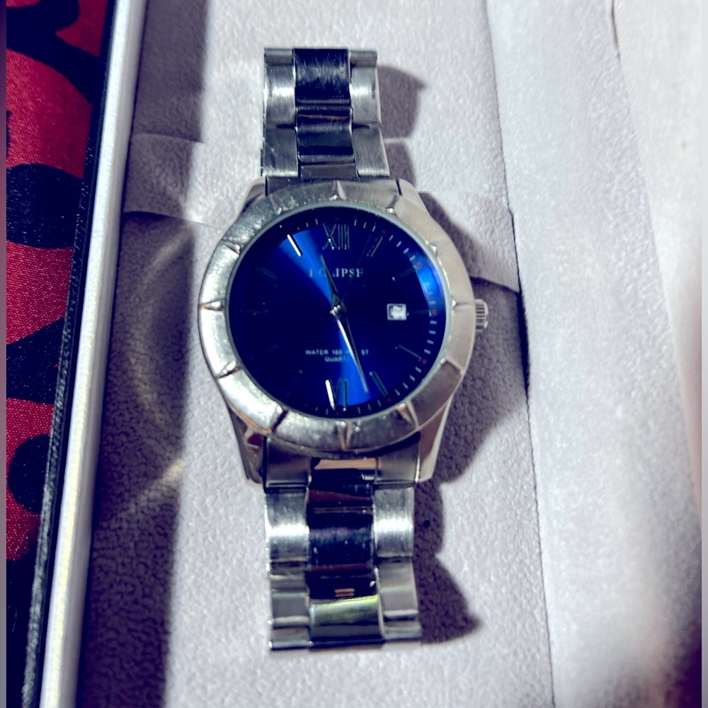 ECLIPSE WATCH 165m WATER RESIST. Luxury Watch - Picture 3 of 3
